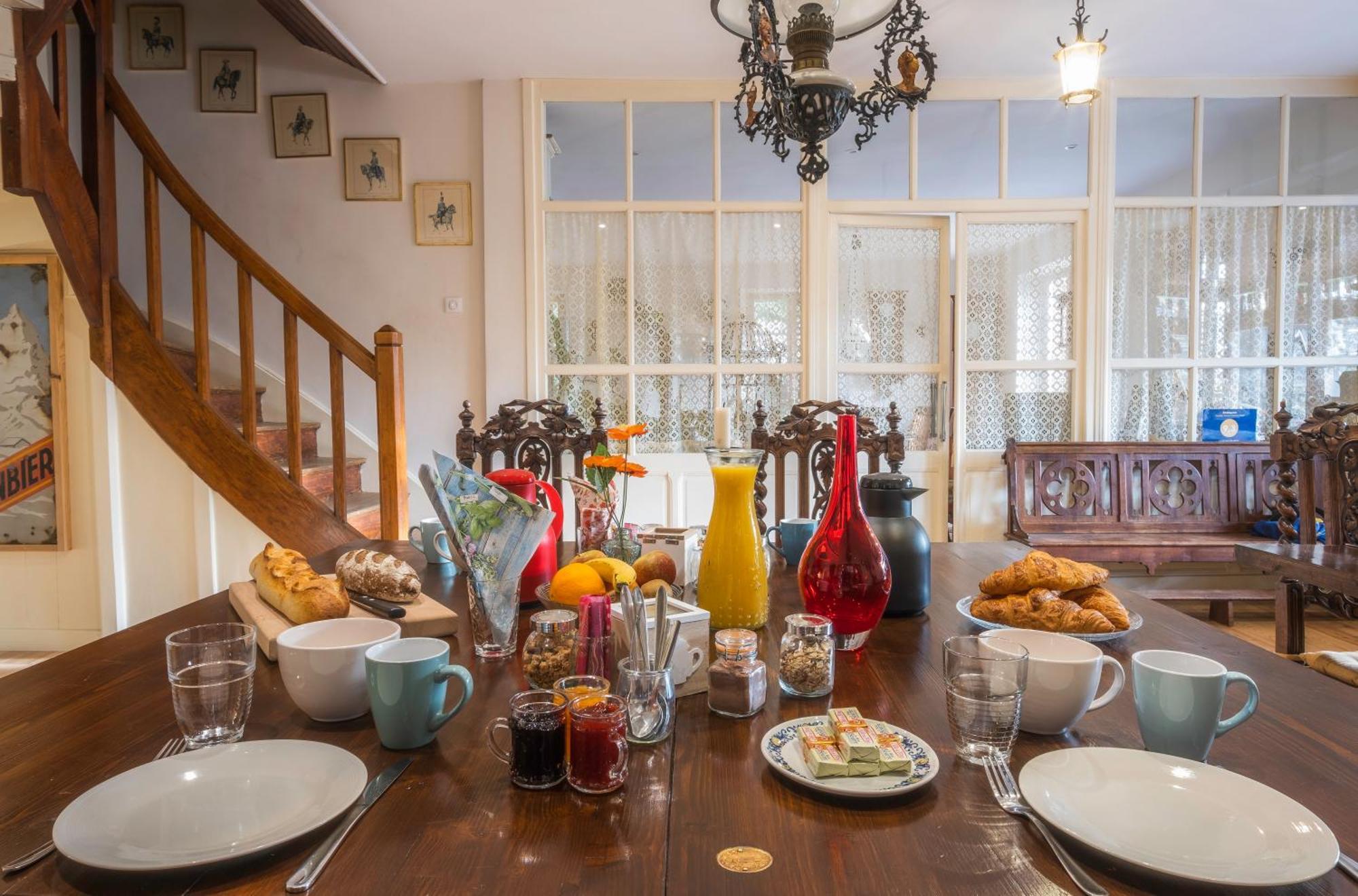 Bed and Breakfast Le Pont Du Roy Бес-э-Сент-Анастез Экстерьер фото